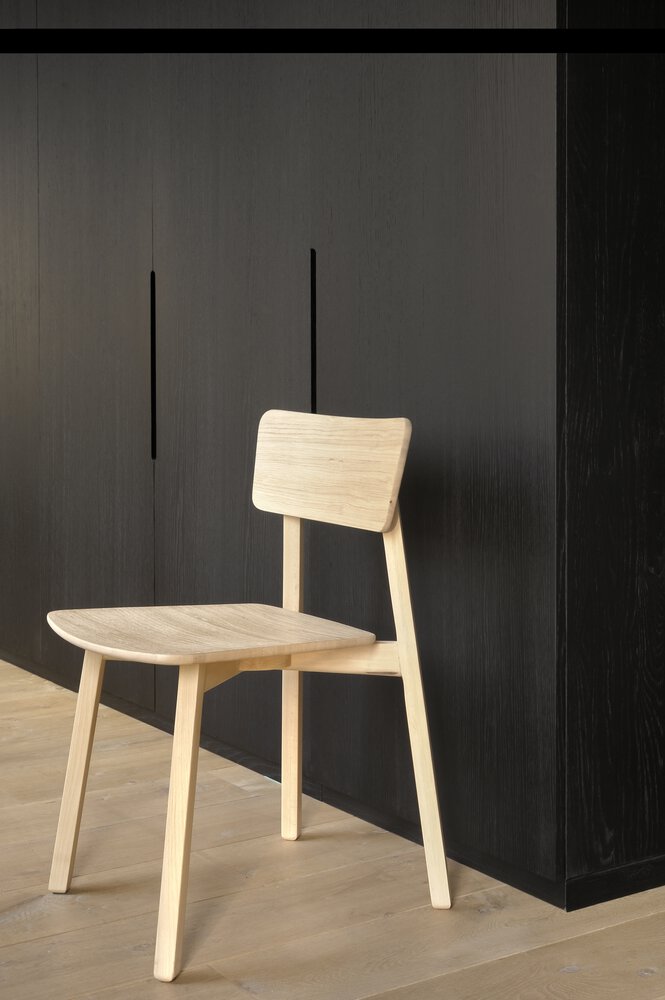 Ethnicraft Oak Casale Dining Chair - Natural Oak - Set of 6 - Floor Stock