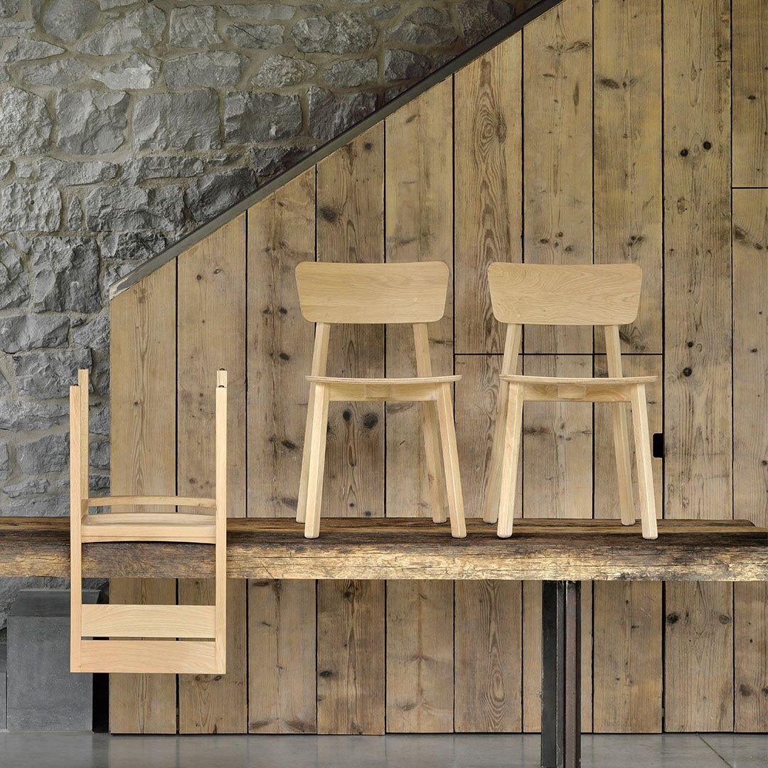 Ethnicraft Oak Casale Dining Chair - Natural Oak - Set of 6 - Floor Stock