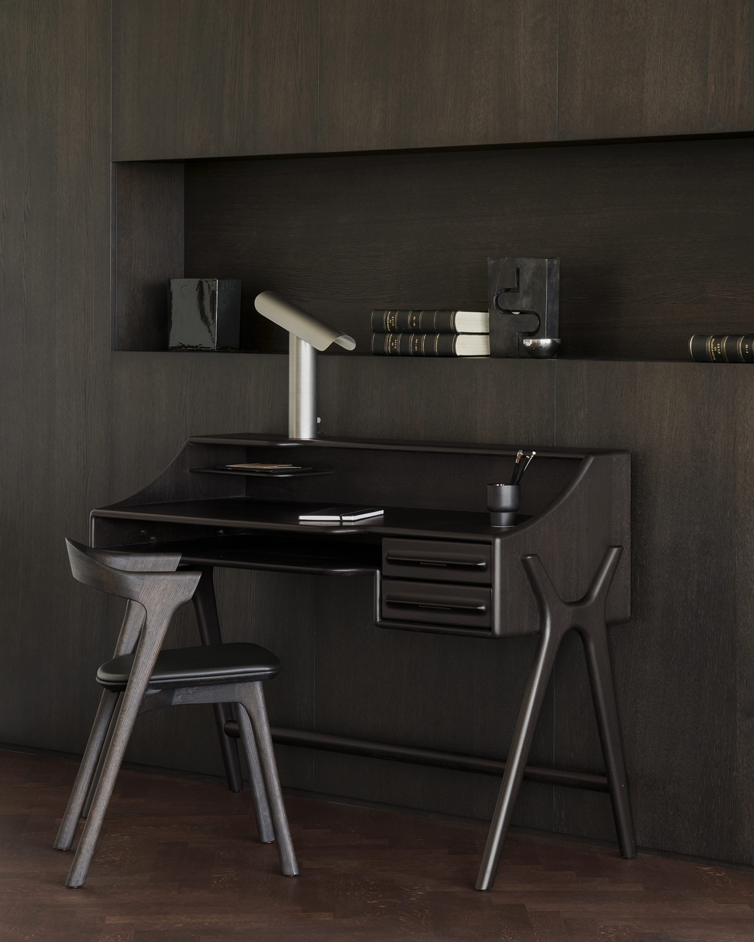 Ethnicraft Mahogany Flow Desk - 2 Drawers