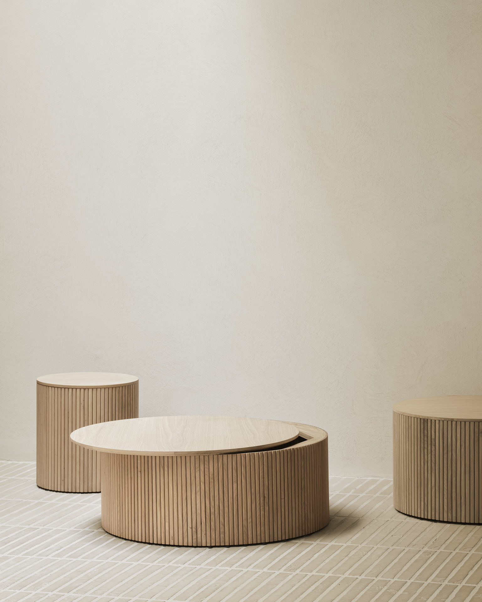 Ethnicraft Oak Roller Max Side Table