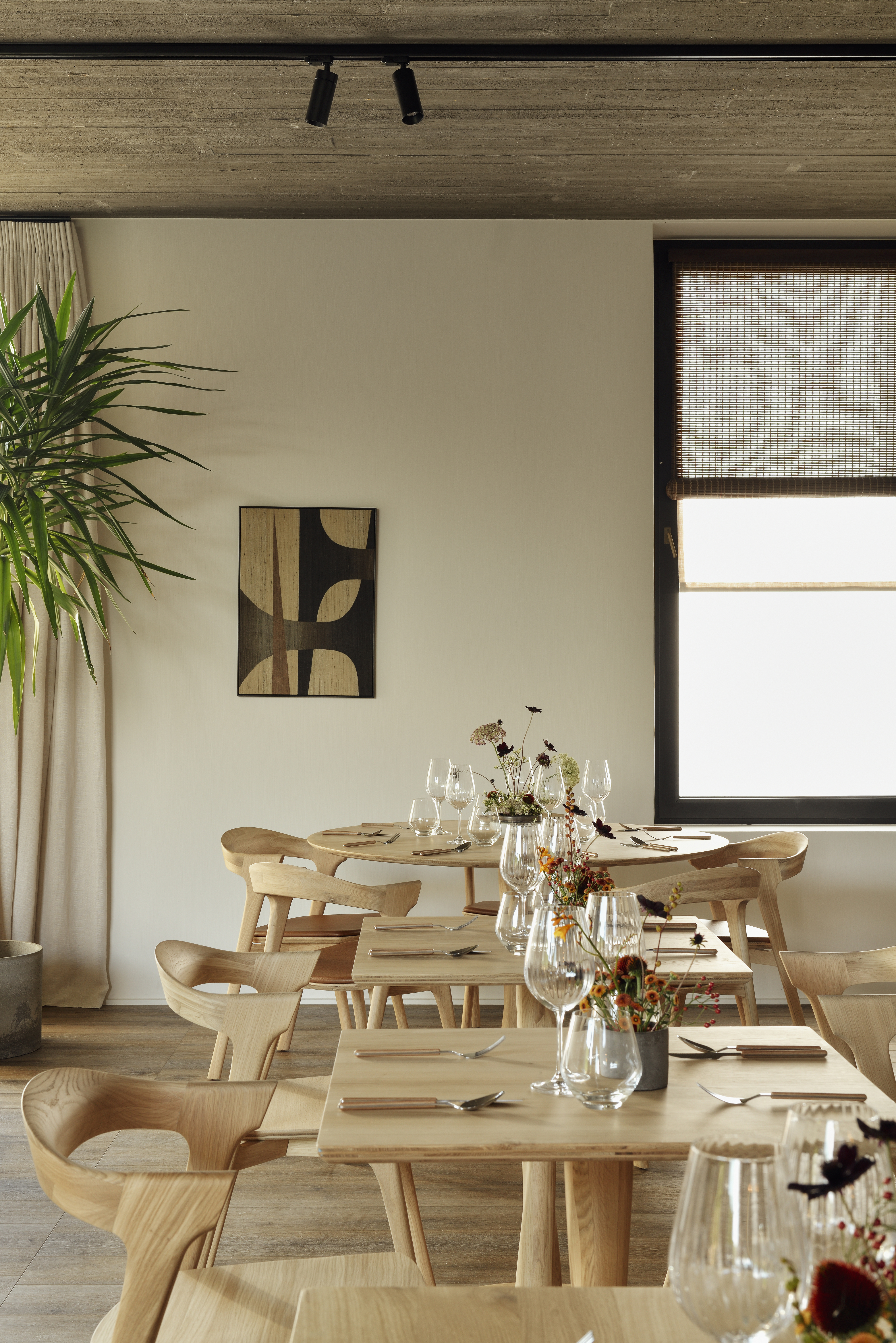Ethnicraft Oak Square Torsion Dining Table