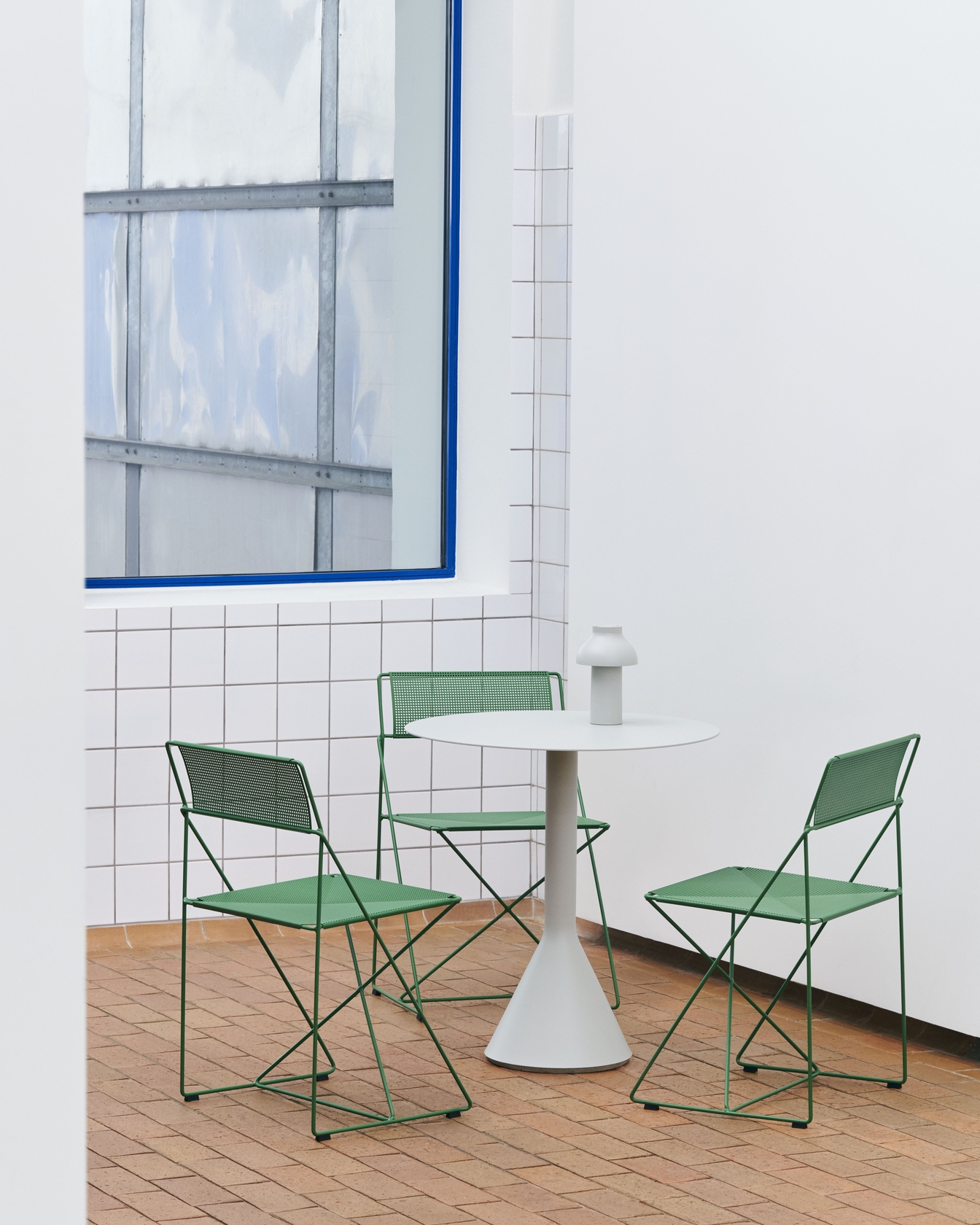 X-Line Chair