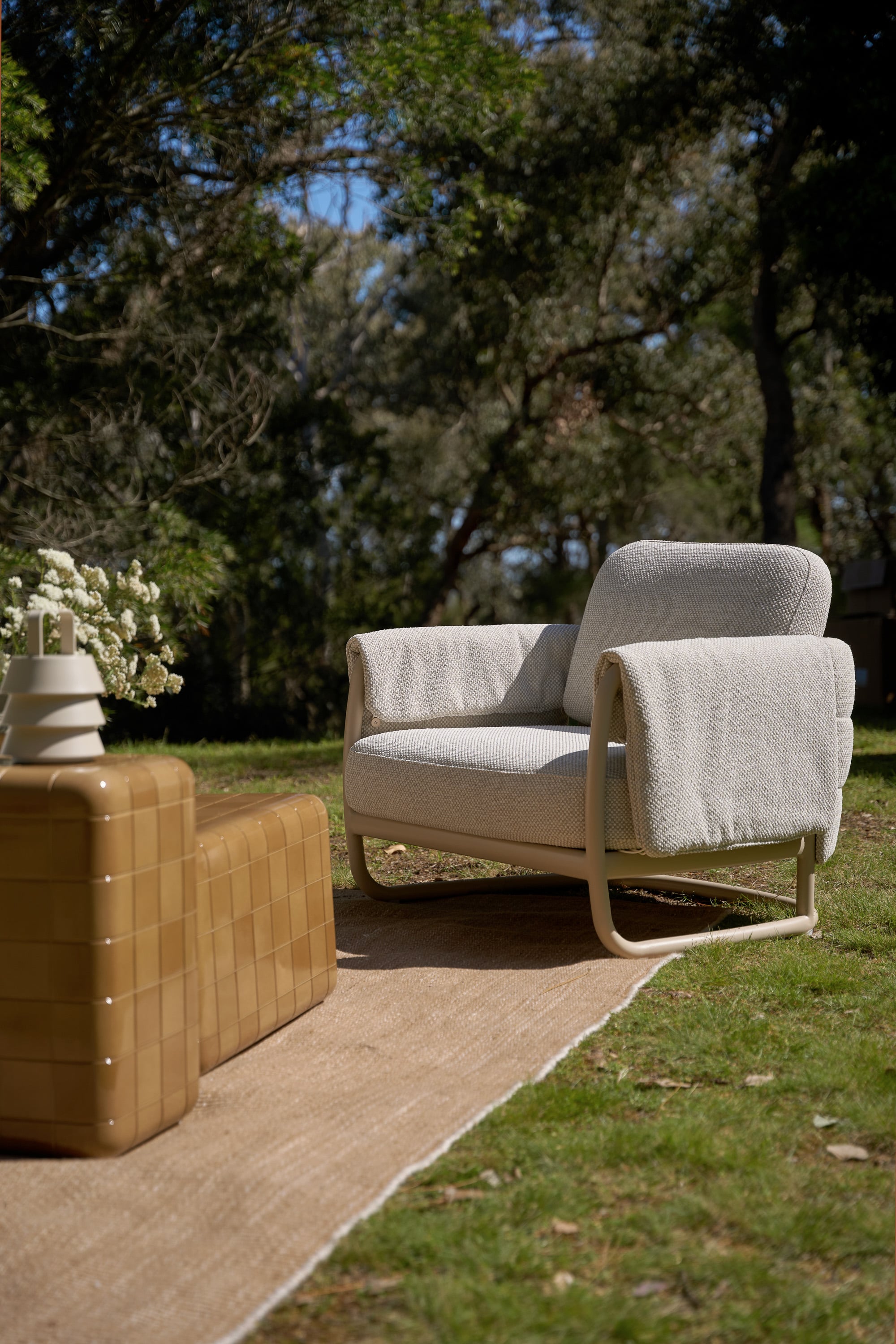 Pedrosa Outdoor Lounge Chair