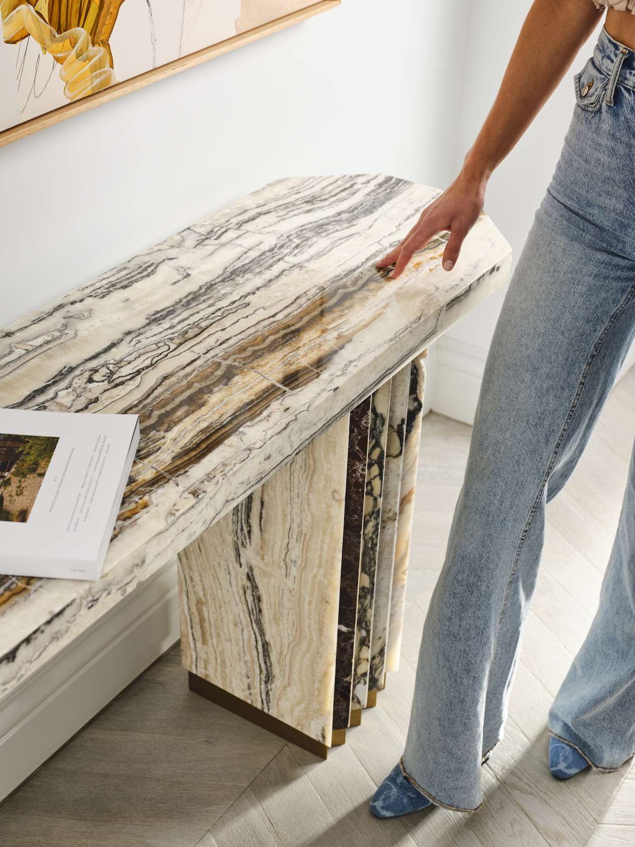 Tiramisu Console - Travertine/Onyx Stone - Floor Stock