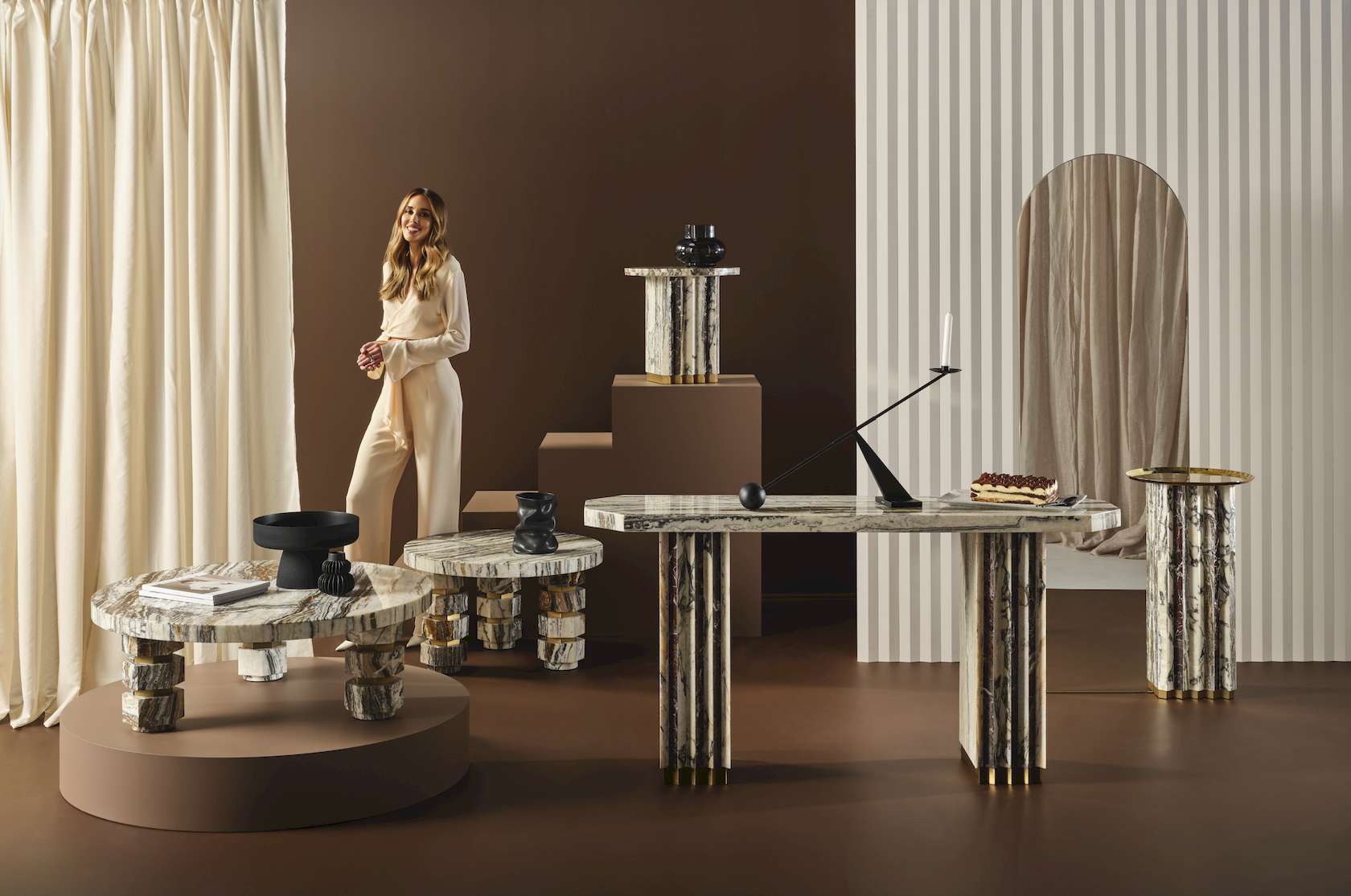 Tiramisu Console - Travertine/Onyx Stone - Floor Stock