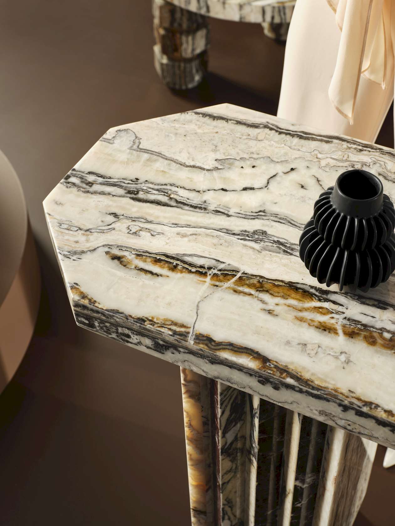 Tiramisu Console - Travertine/Onyx Stone - Floor Stock