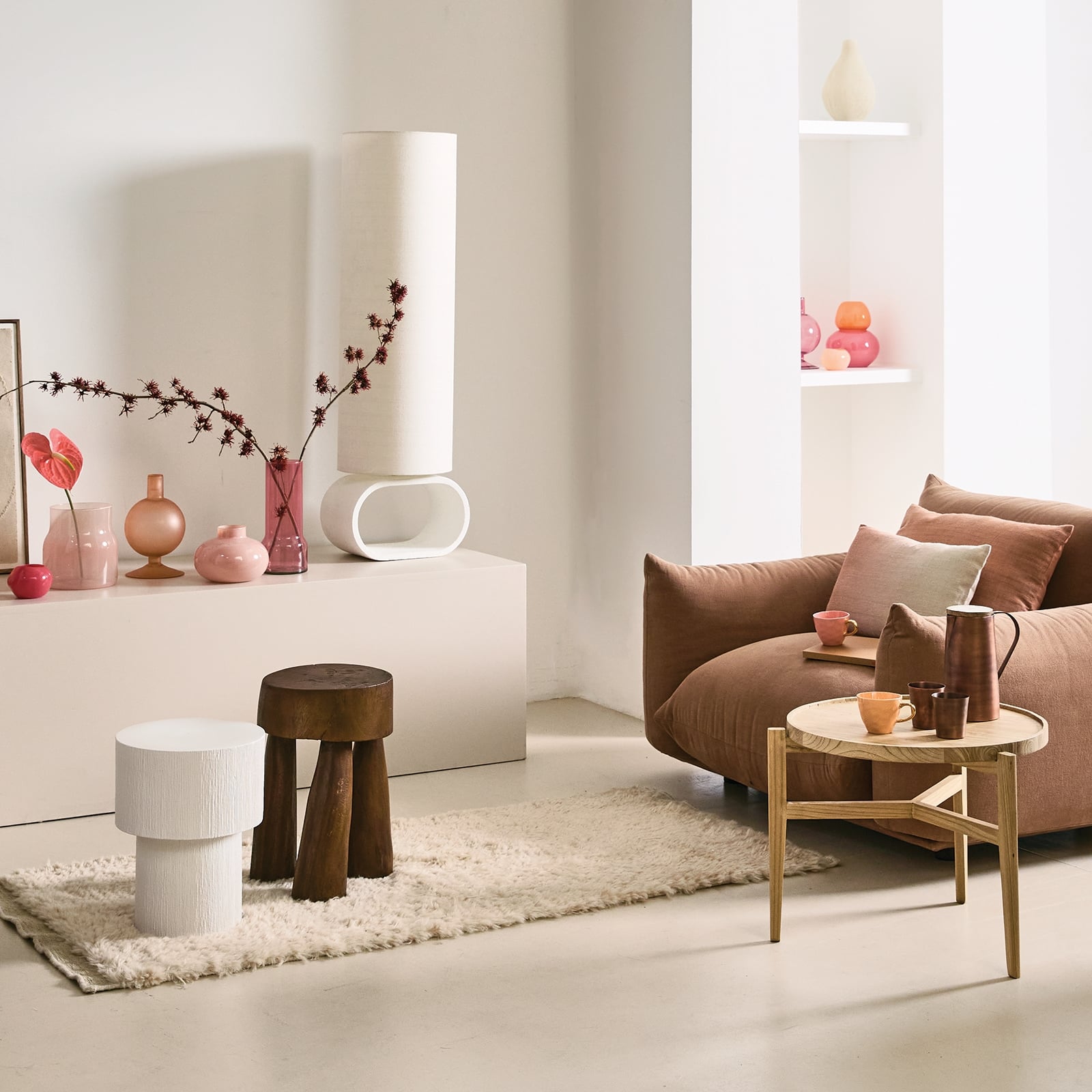 Alezio Ceramic Side Table - White - Floor Stock