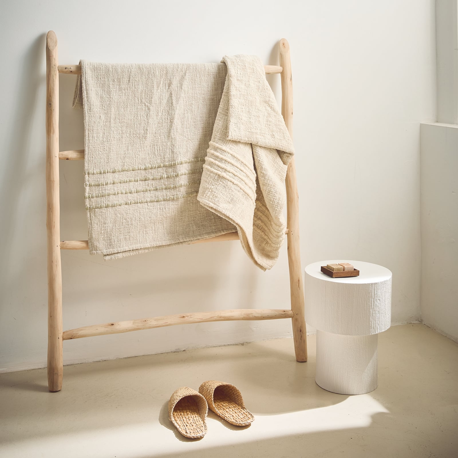 Alezio Ceramic Side Table - White - Floor Stock