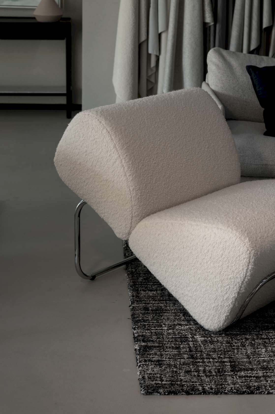 Trend Boucle Set - Chrome/Ivory - Floor Stock