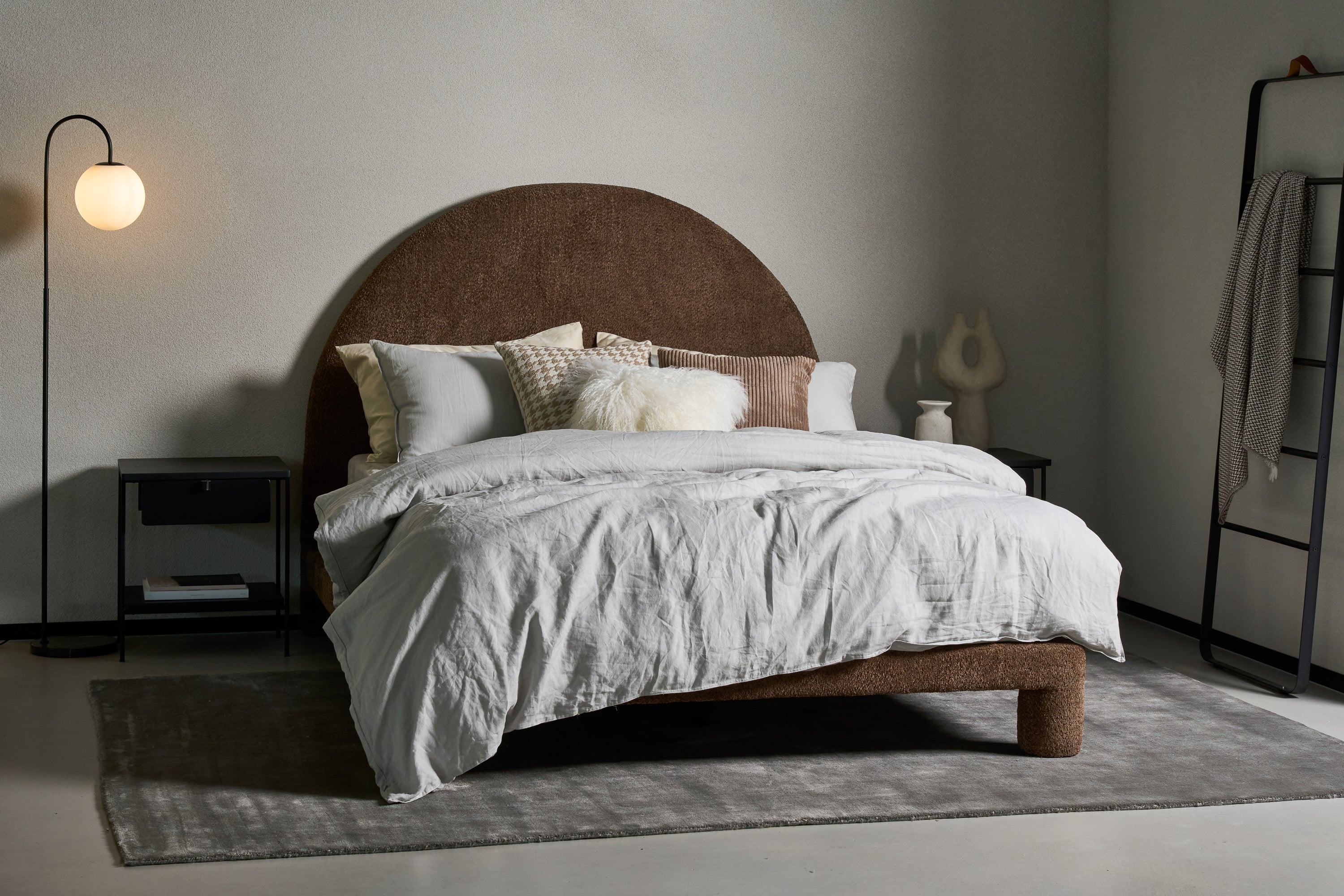 Minti Floor Lamp - Satin Black - Floor Stock