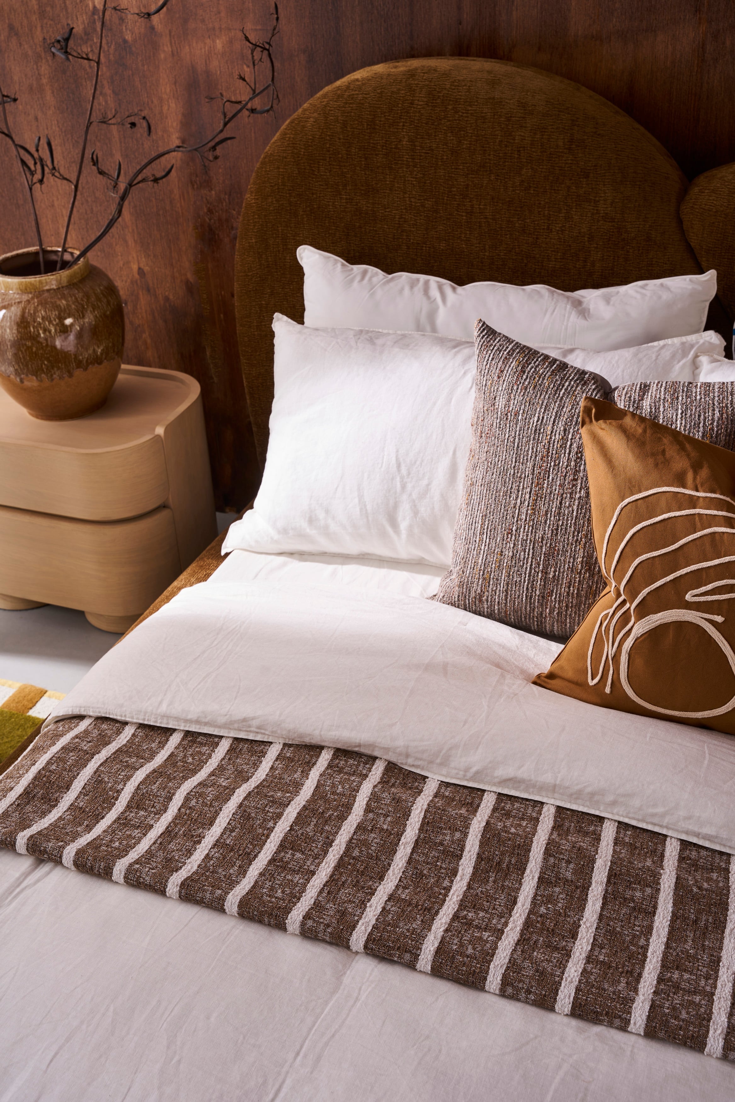 Nimbus Queen Bed - Blake Dulce - Floor Stock