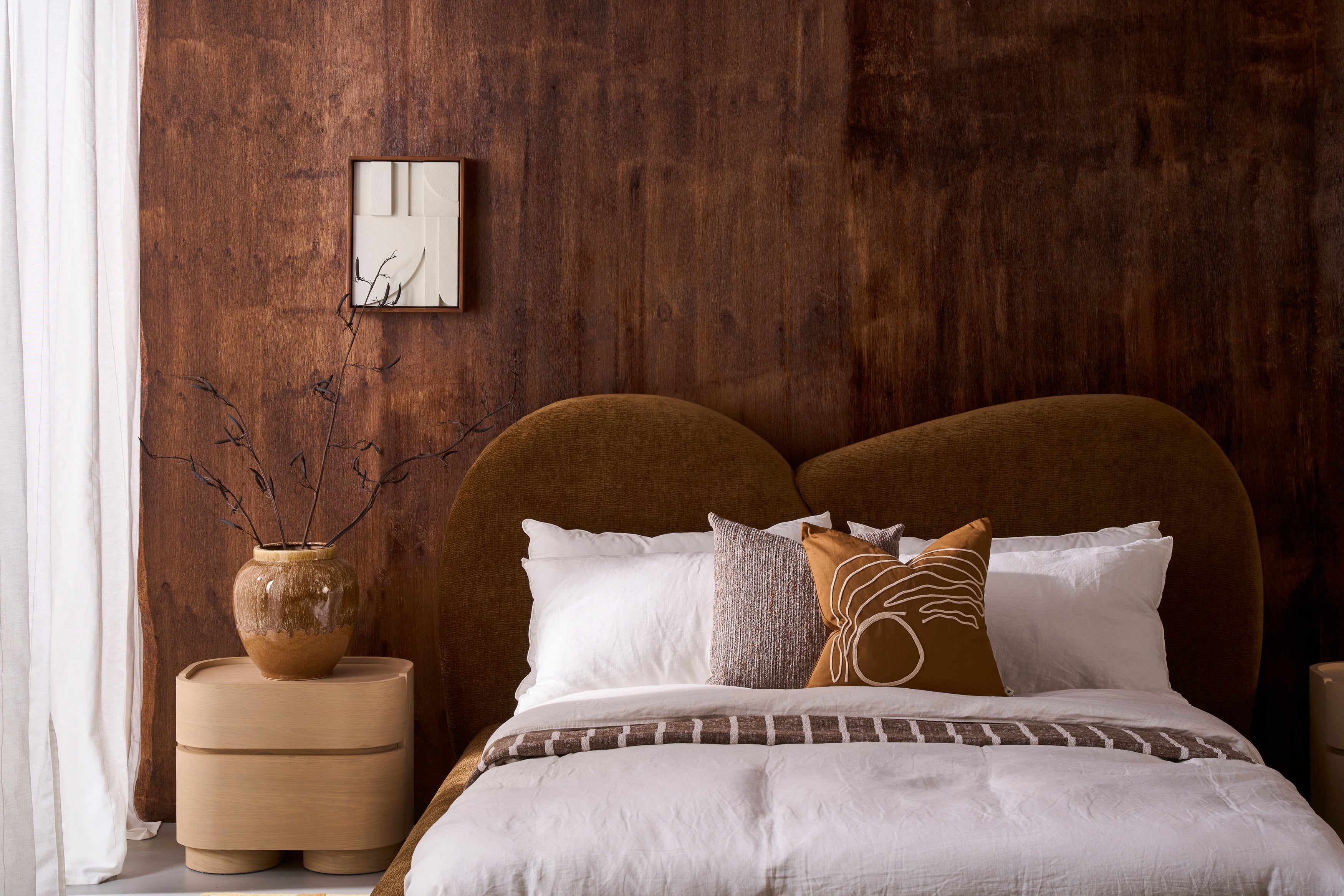 Nimbus Queen Bed - Blake Dulce - Floor Stock