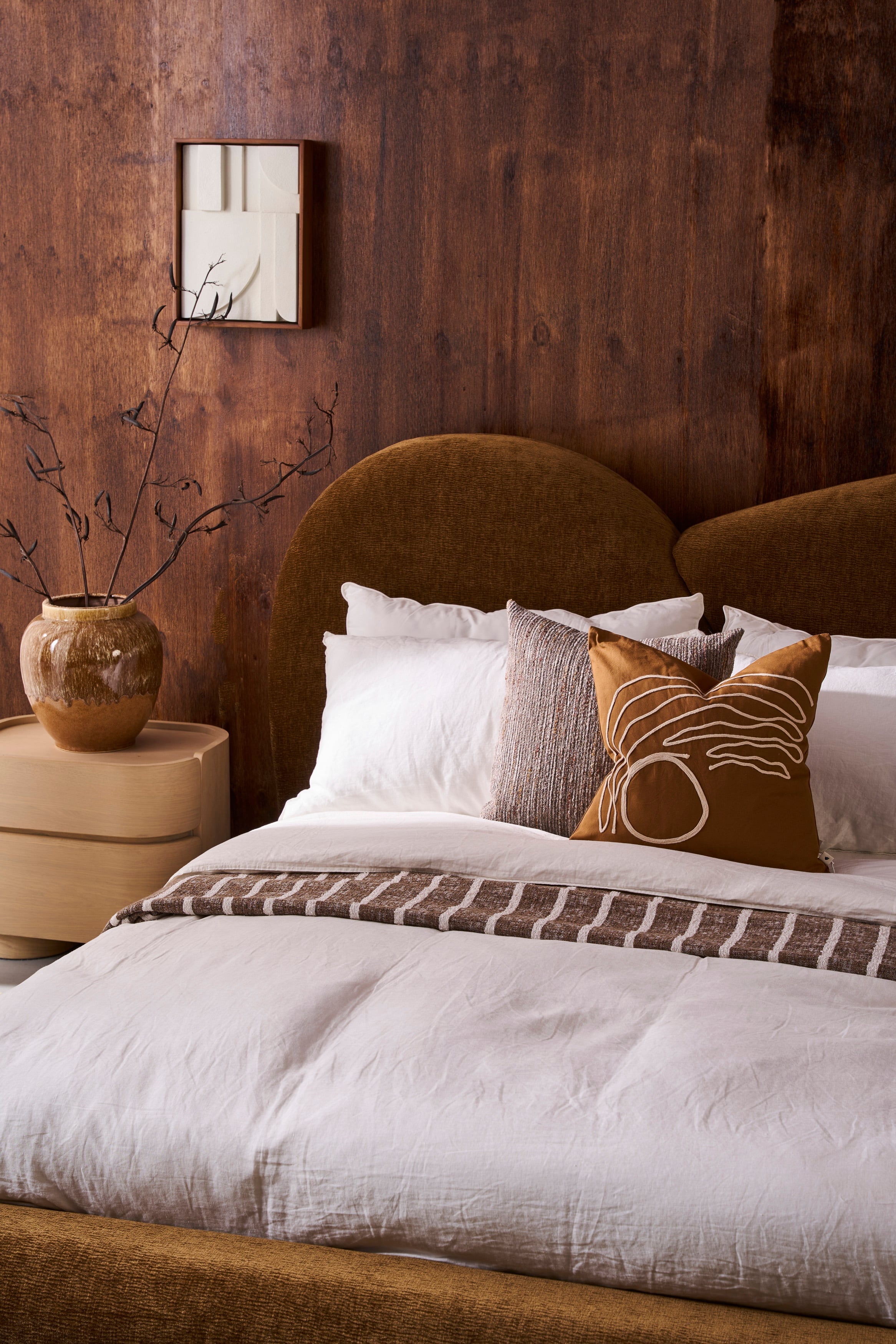 Nimbus Queen Bed - Blake Dulce - Floor Stock