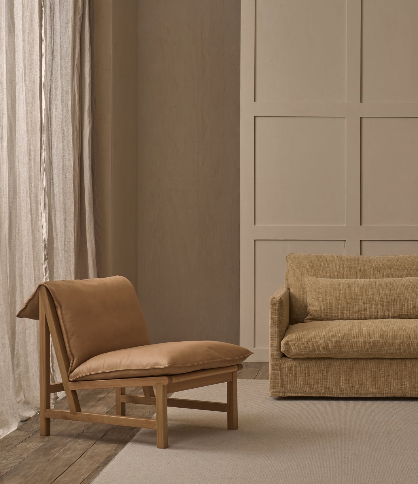 Cantaloupe Lounge Chair - Light Oak / Ivory-Summer 002 - Floor Stock