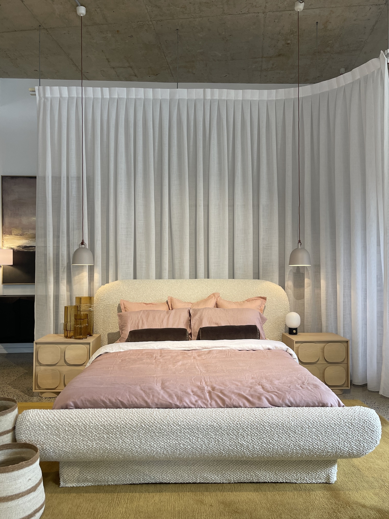 Arcadia Queen Bed - Blake Frost - Floor Stock