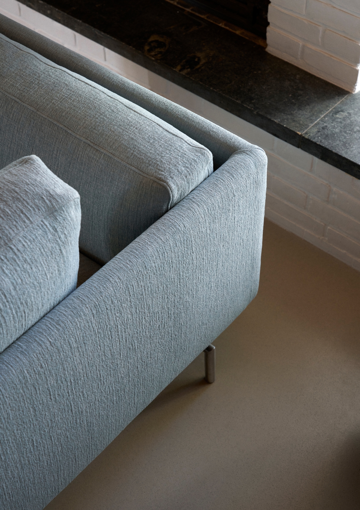 Levanto L Shape Sofa with Wooden Tray