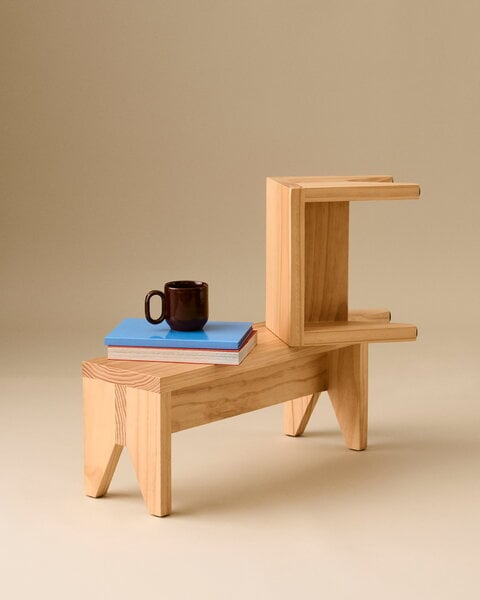 Manolito Stool