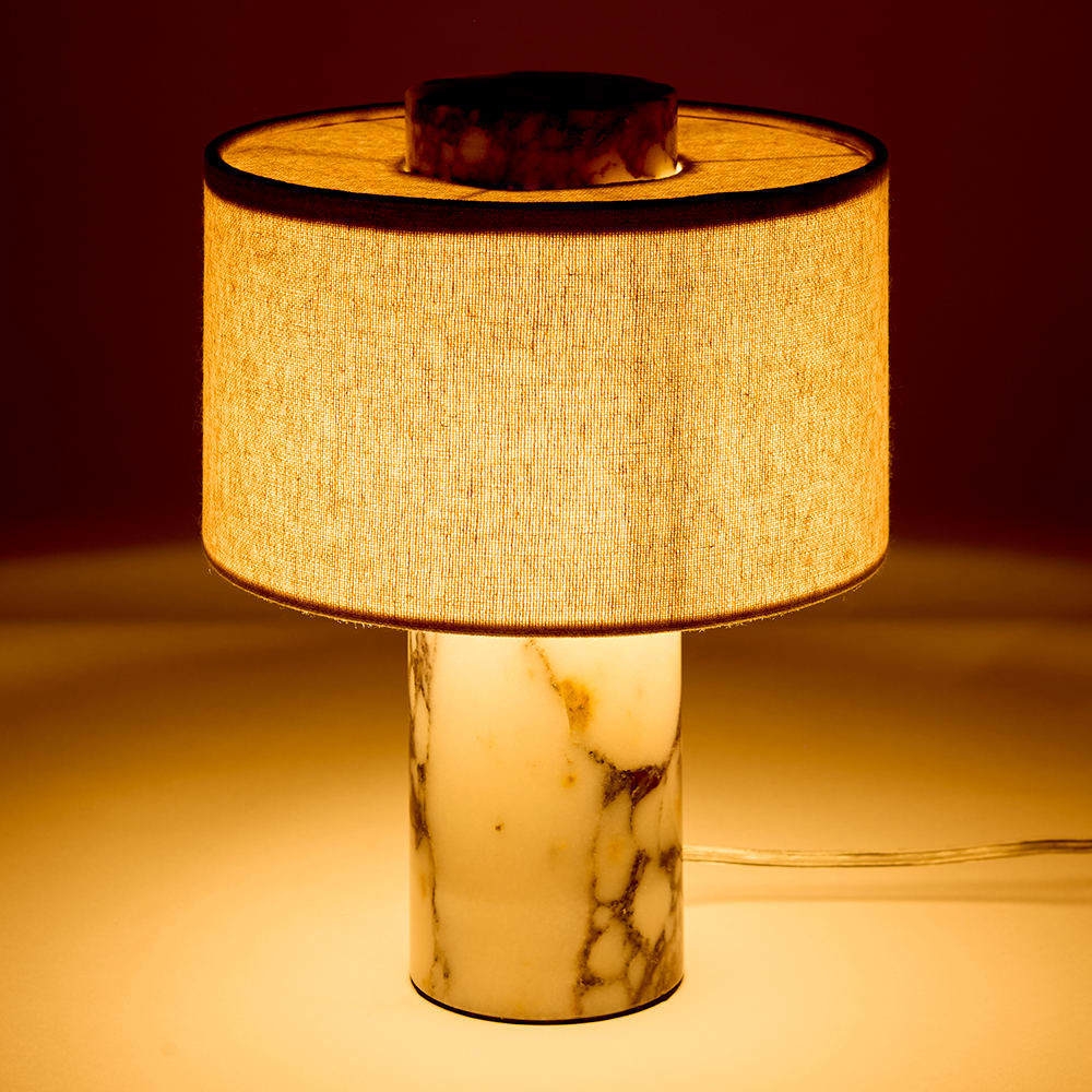 Qinso Table Lamp