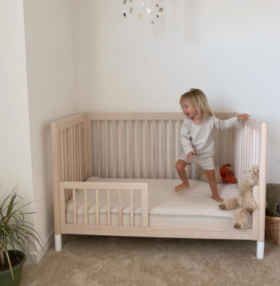 Gelato 4 in 1 convertible crib Babyletto