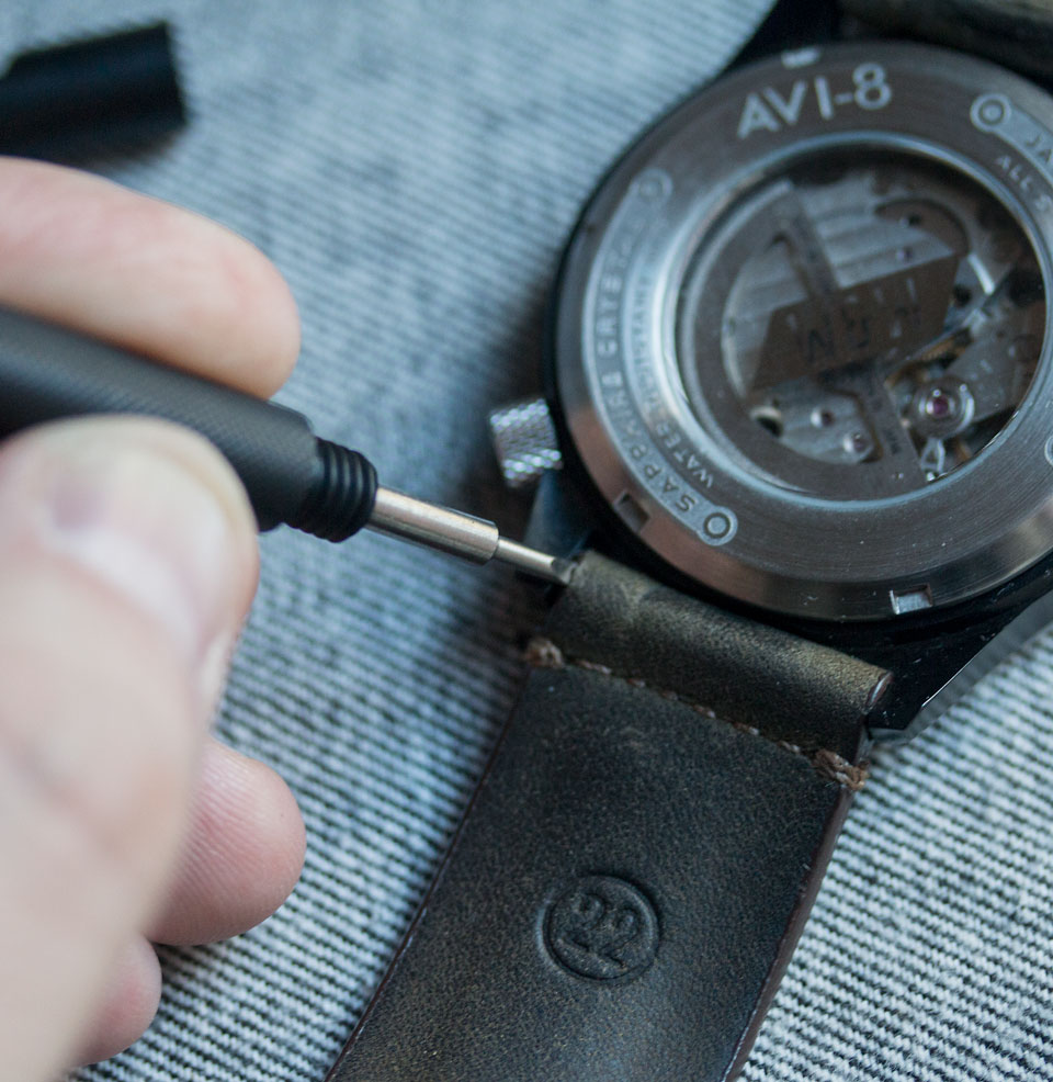 Key Chain Spring Bar Tool Fork Tip