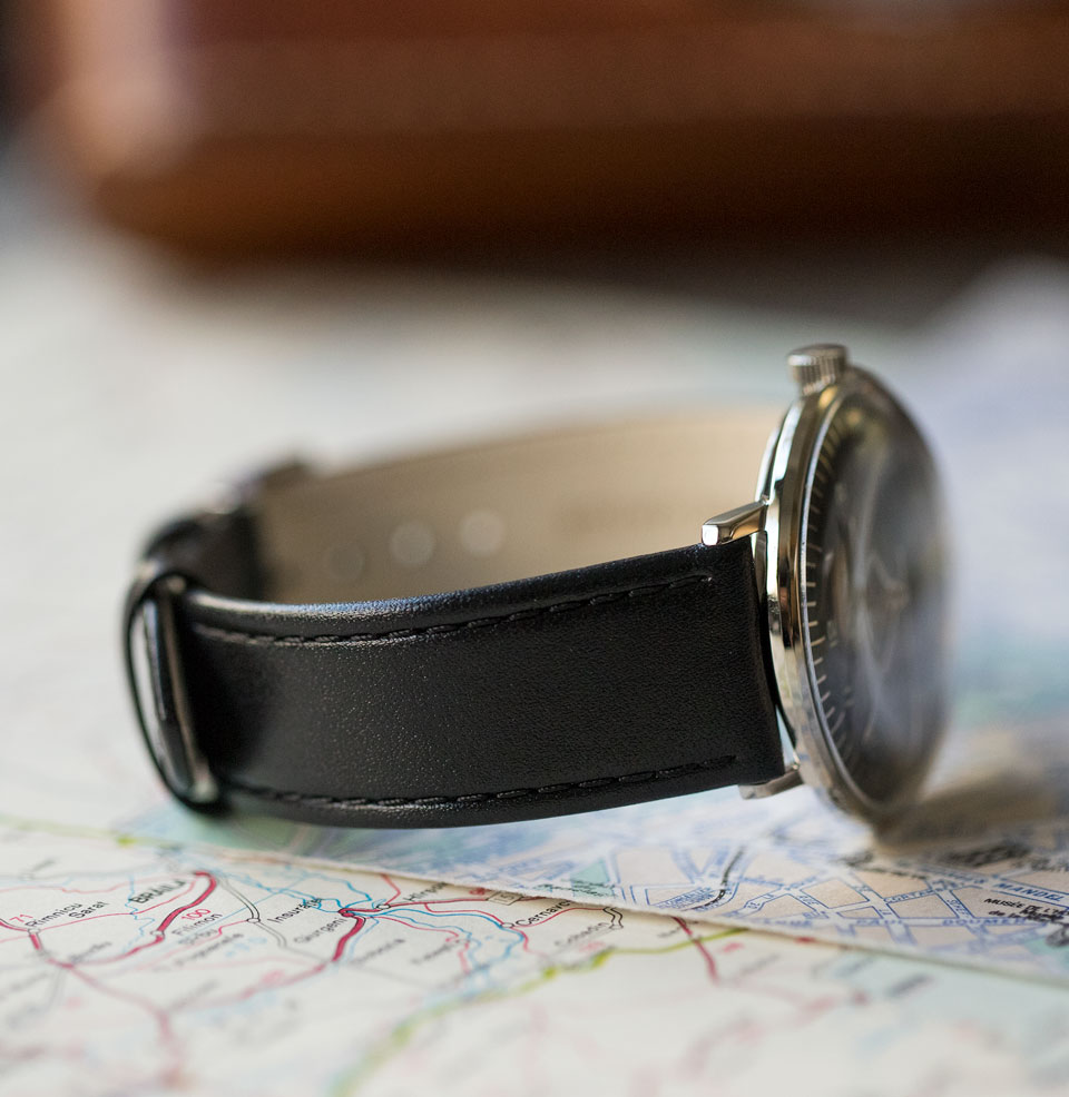 Max Bill Hand-winding Black leather strap