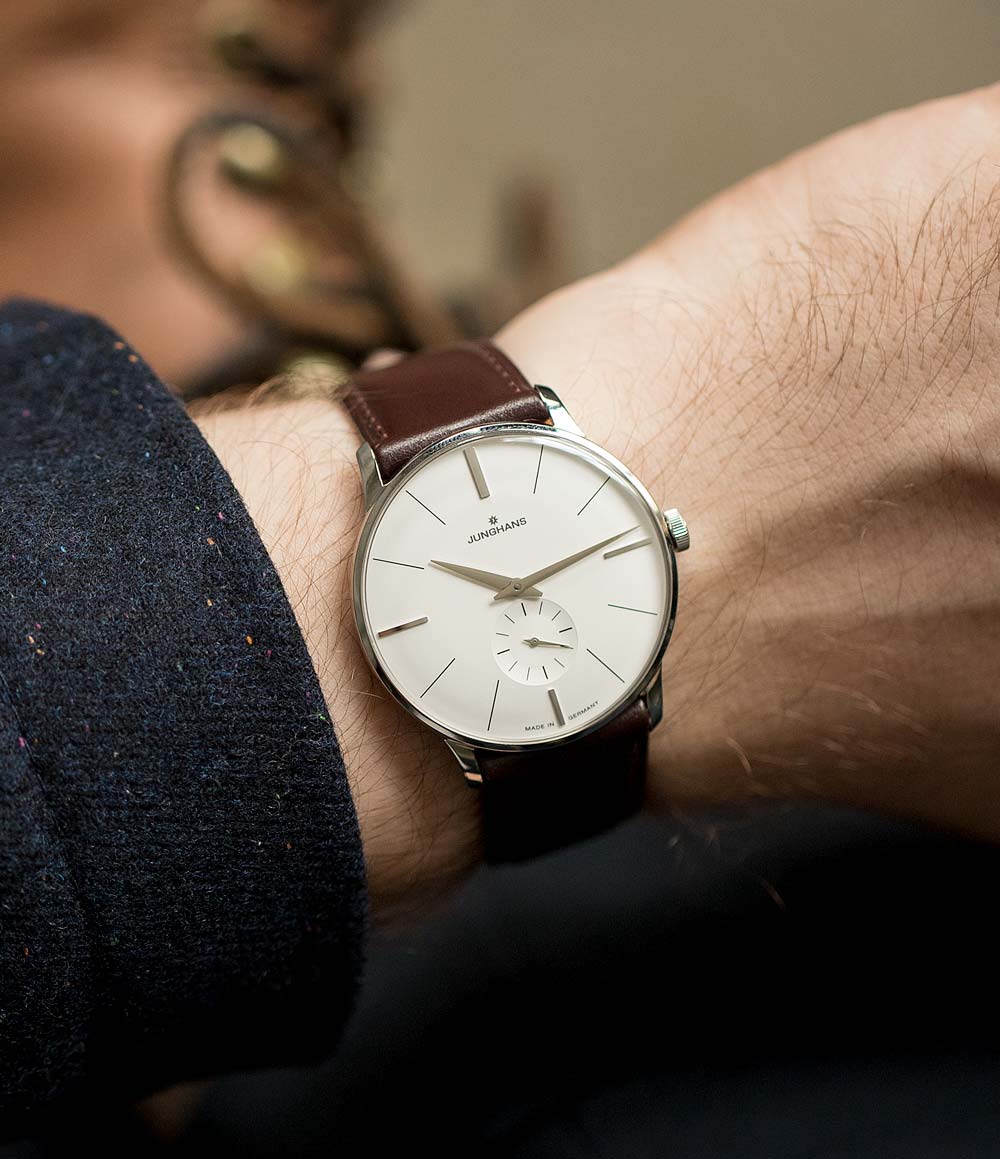 Junghans meister hand on sale wound