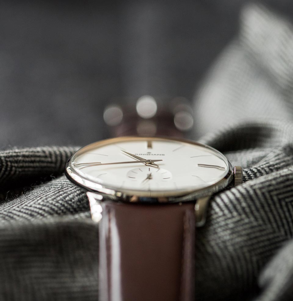 Meister Hand-Winding domed crystal, dial and hands