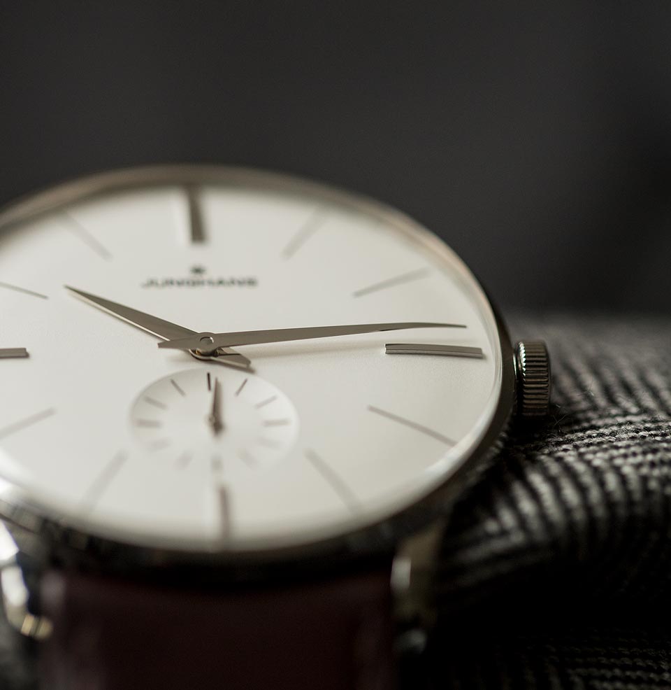 Meister Hand-Winding Applied indexes