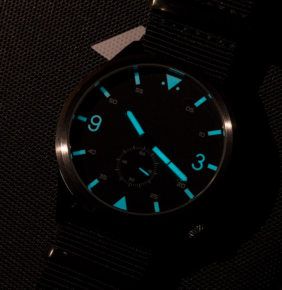 AVI-8 x Worn & Wound Collaboration Bright BGW9 lume