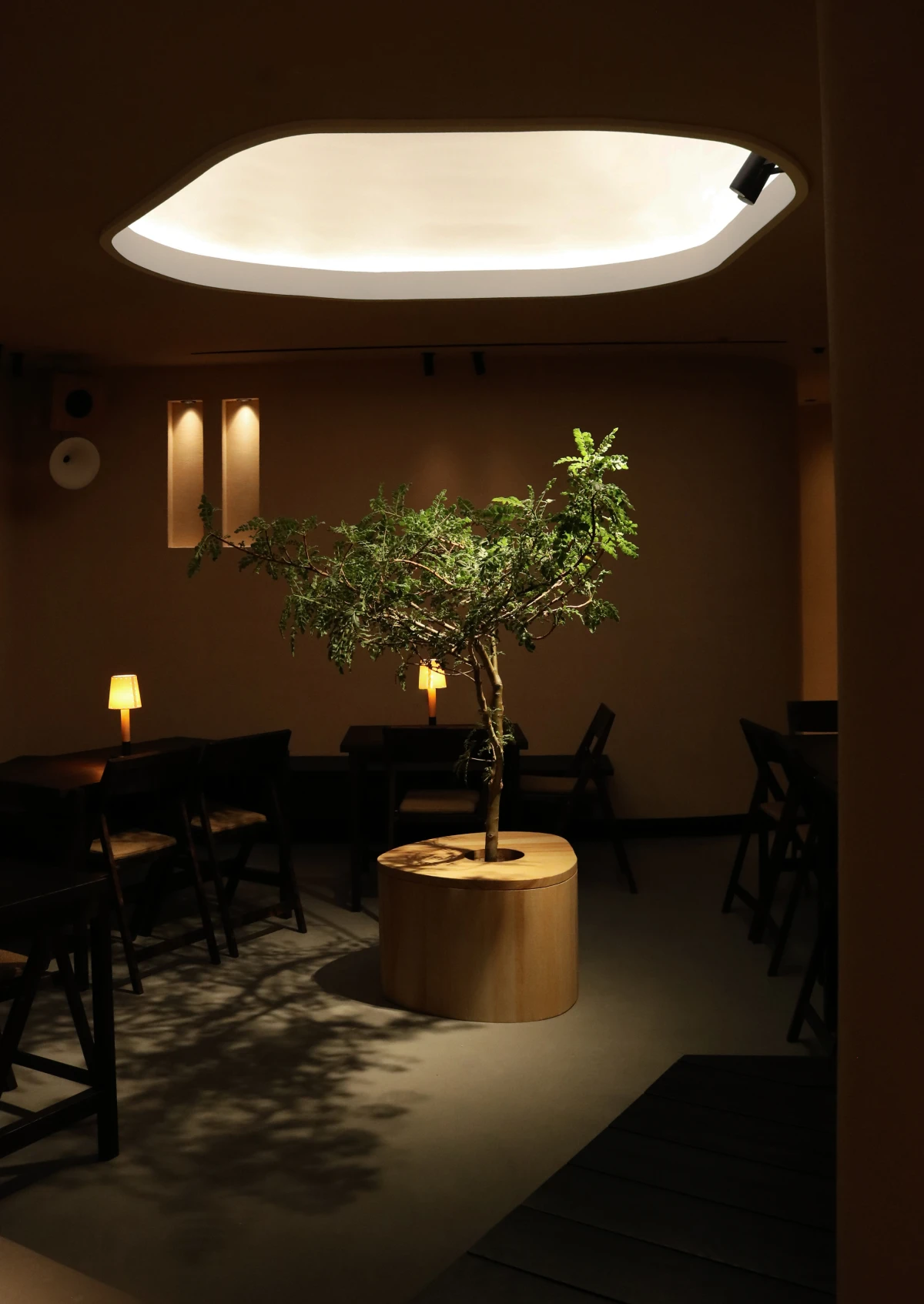 https://cdn.accentuate.io/128407798107/-1708421555822/Mandarin-Oriental-2-v1752154120996.webp?1200x1694