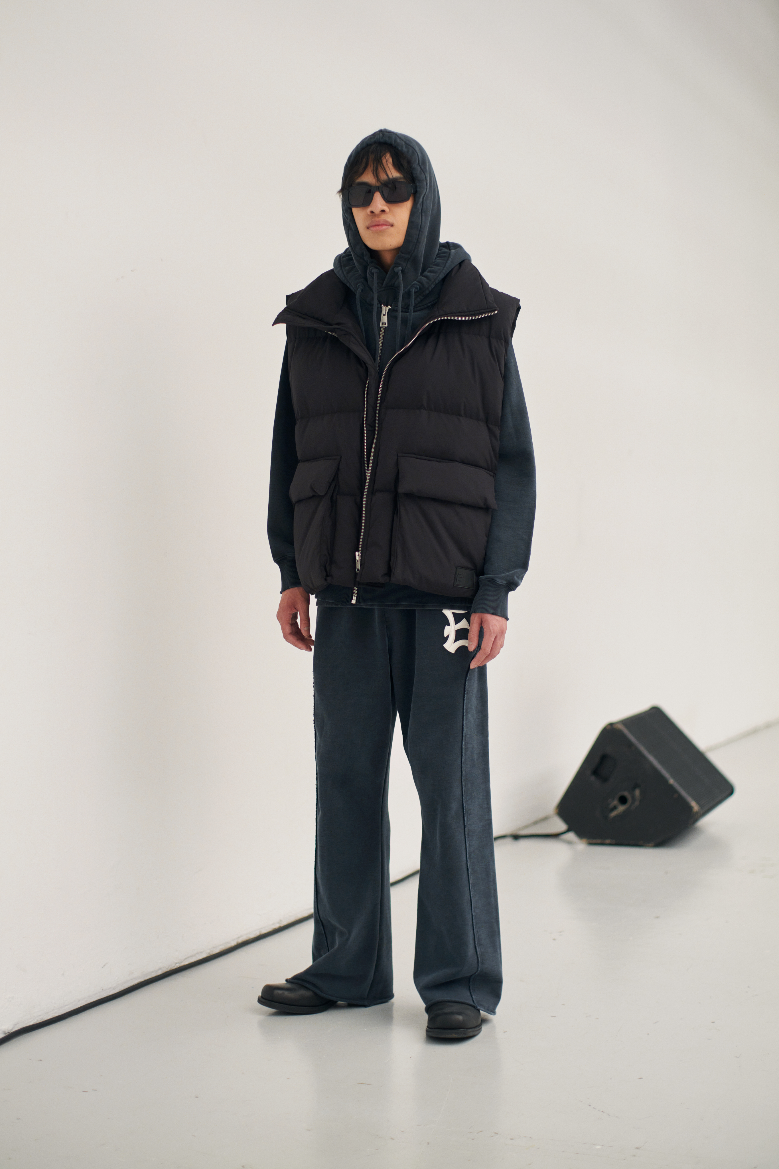 Études Studio パーカーコート ブラック