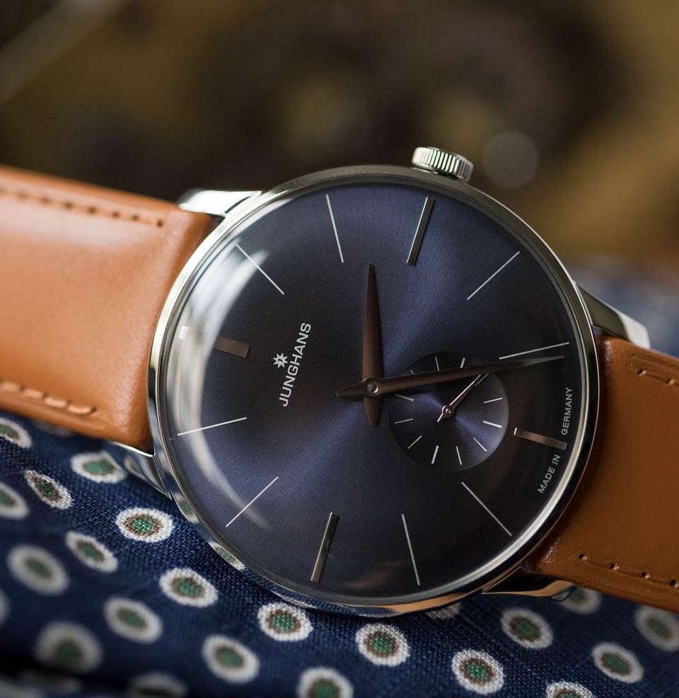 Junghans meister deals hand wound