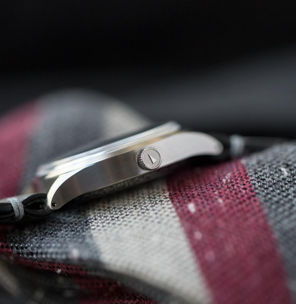 36 Automatic LE Hand brushing, piston crown, drilled lugs