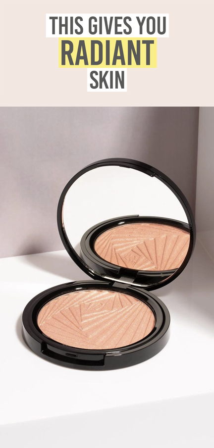 Mii Cosmetics Light Loving Illuminator in Leading Lady - Beauty and the Boutique - This gives you radiant skin