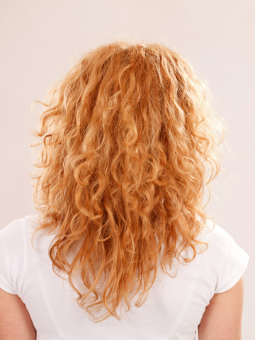 5 Causes of Frizzy Curls  How to Prevent It  Curlsmith EU