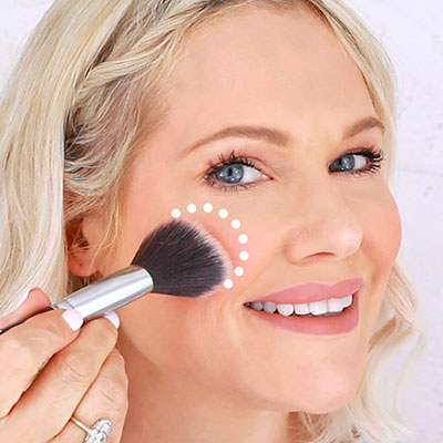 Doucce Cheek Blush in shade 'So Good' how to use - Step 4