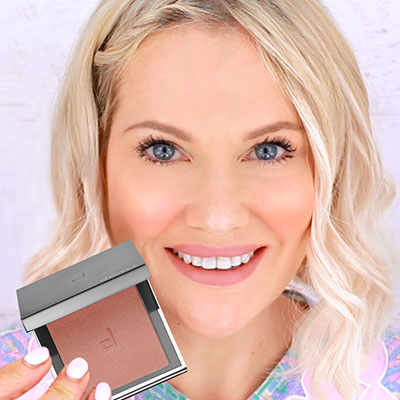 Doucce Cheek Blush in shade 'So Good' how to use - Step 6