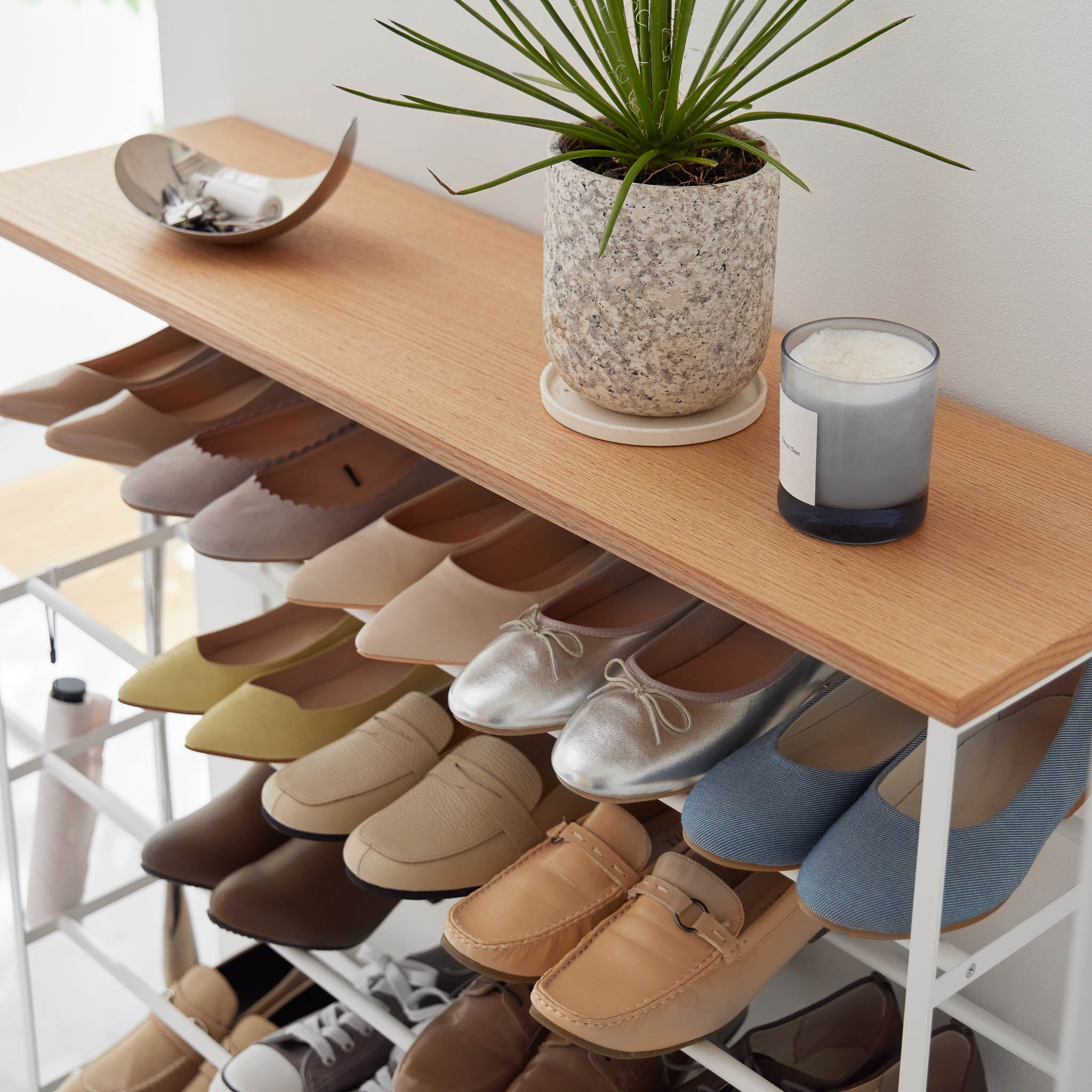 5-Tiered Wood-Top Shoe Rack with Casters (Shoe Rack): Stylish top shelf