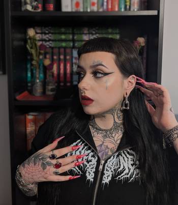 Silberne Stahl-Ohrhänger mit doppeltem Glied und Creolen - Paar