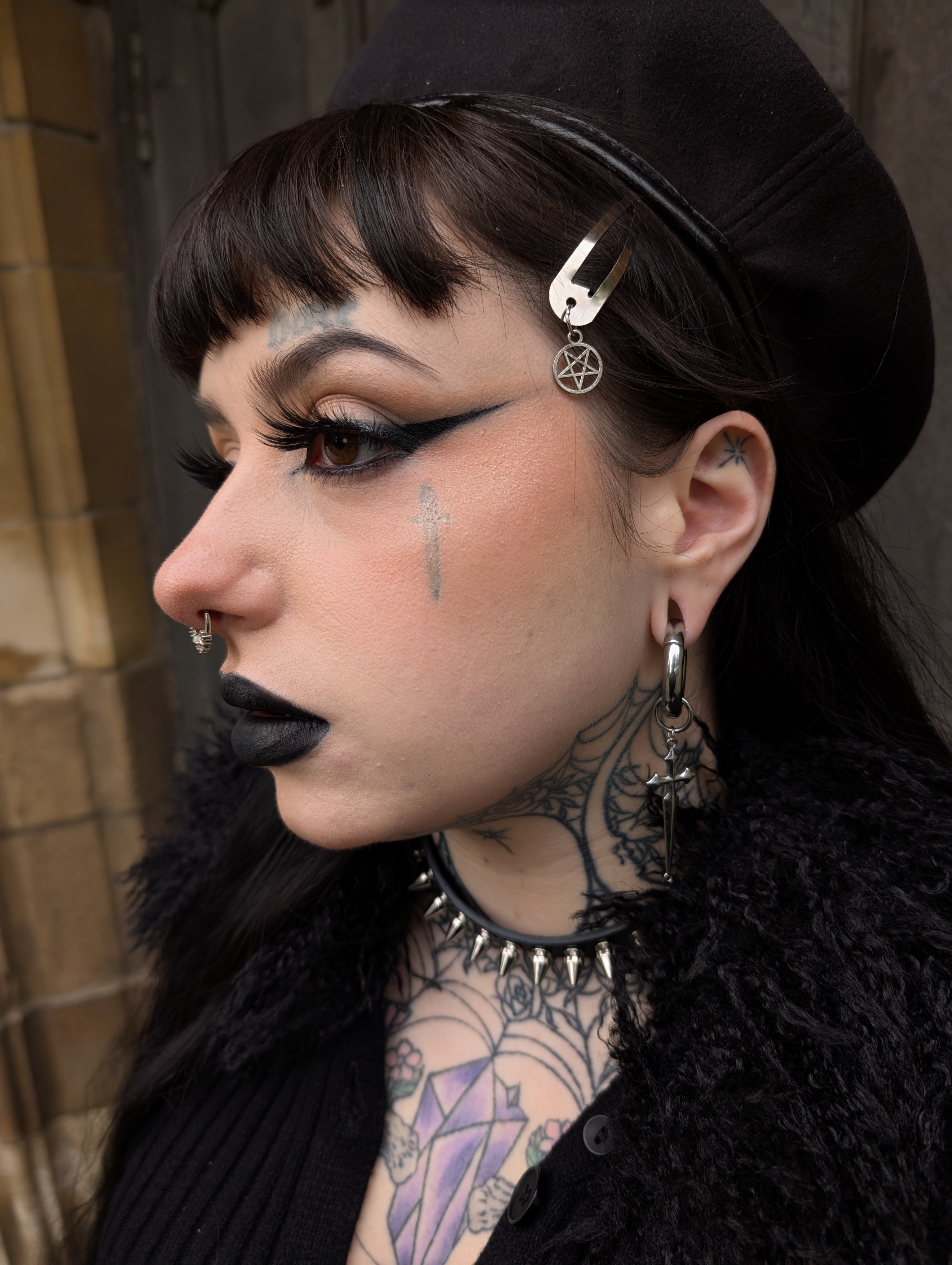 alternative model wearing {{}}