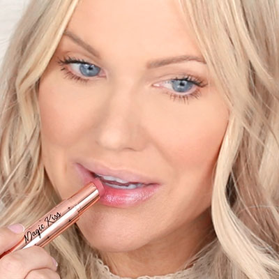 Bellamianta Magic Kiss Lip Balm in Bella Blush how to use - Step 2