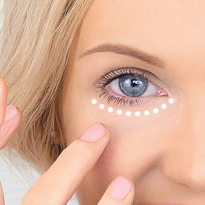 Brynn Green Plum Eye Illuminator how to use - Step 3