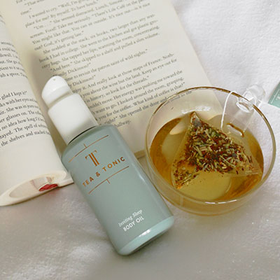 Tea + Tonic Day & Night Body Oil Duo how to use - Use 2, Step 2