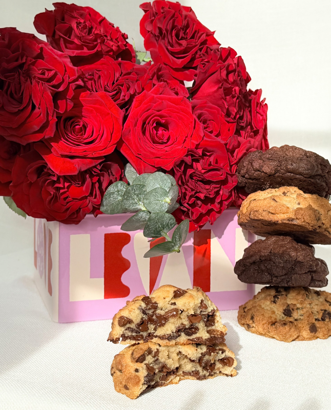 Valentine's Day Flowers & Cookies Gift Set