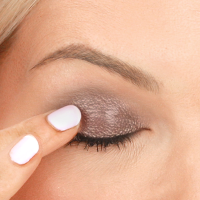Love Katie Twinkle Eyes Cream Eyeshadow how to use - Look 2, Step 2