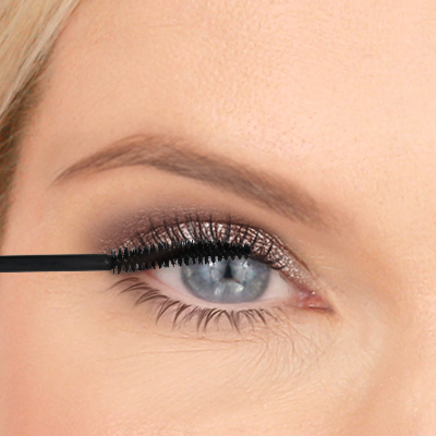 Love Katie Smokey Eye Bundle Kit how to use - Product 3, Step 1
