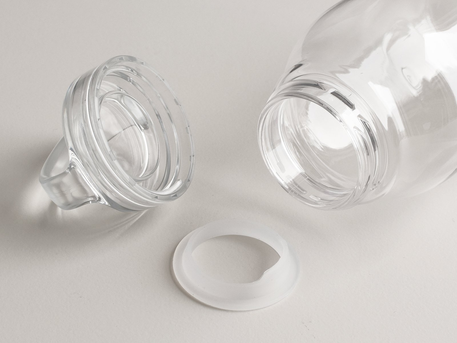  WATER BOTTLE Clear avec le capuchon et la sonnerie en silicone  