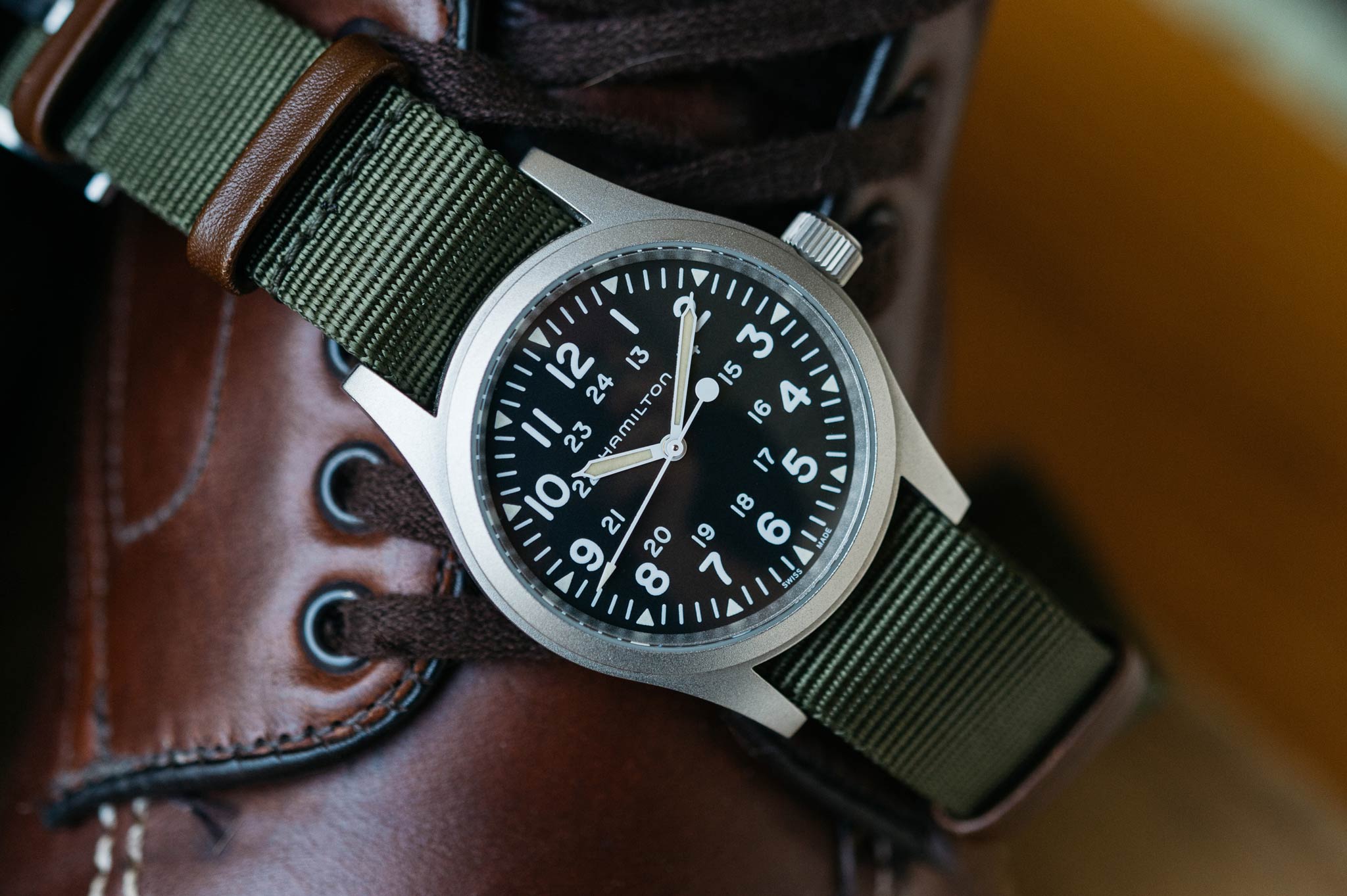 hamilton khaki field mechanical winding