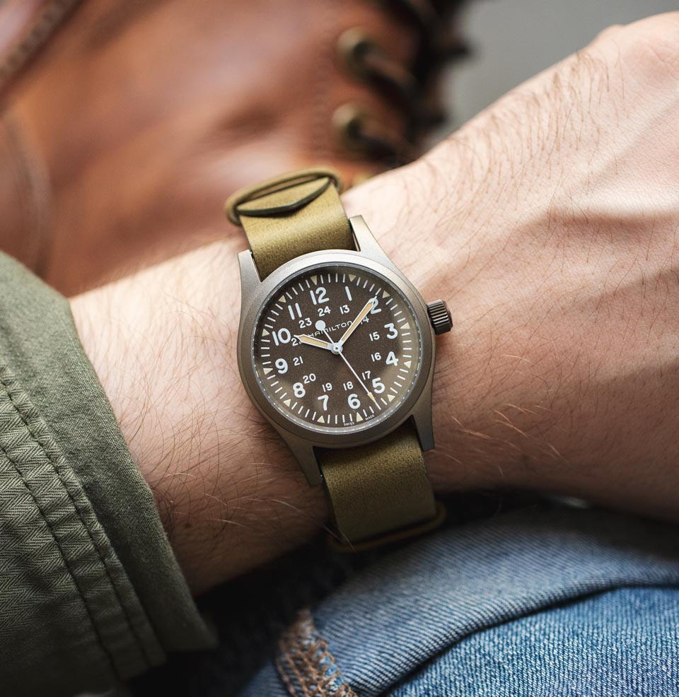 hamilton khaki field mechanical lume