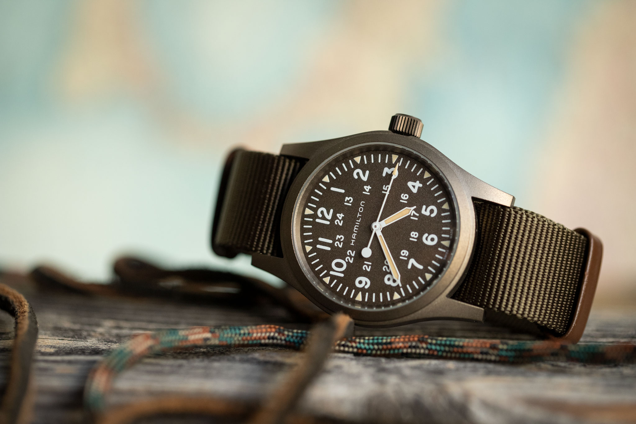 hamilton khaki field mechanical winding